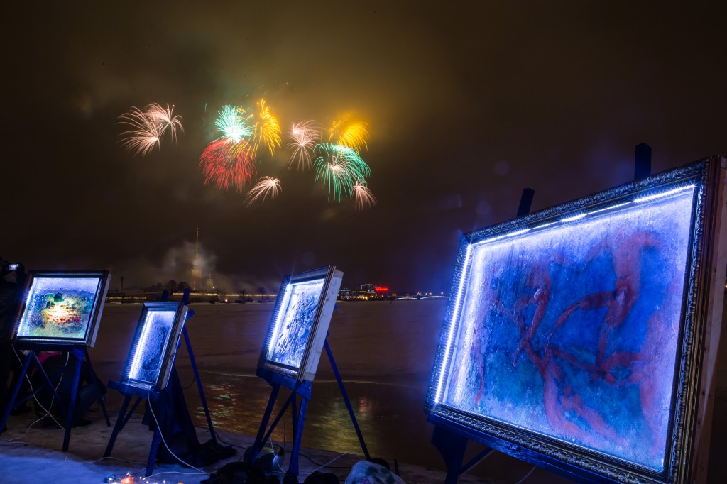 Fireworks for the end of the blockade anniversary